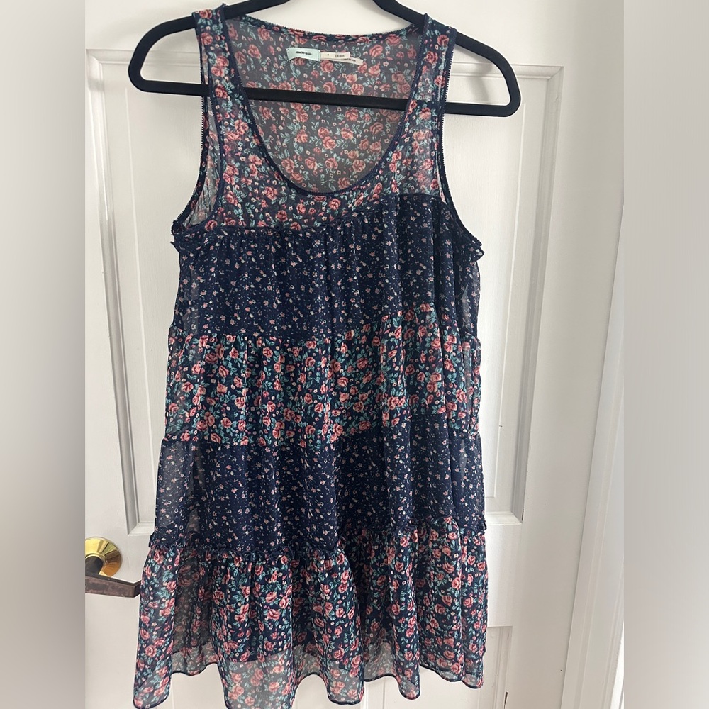 Kimchi Blue Floral Print Sleeveless Chiffon Trapeze Swing Dress w Tiered Design